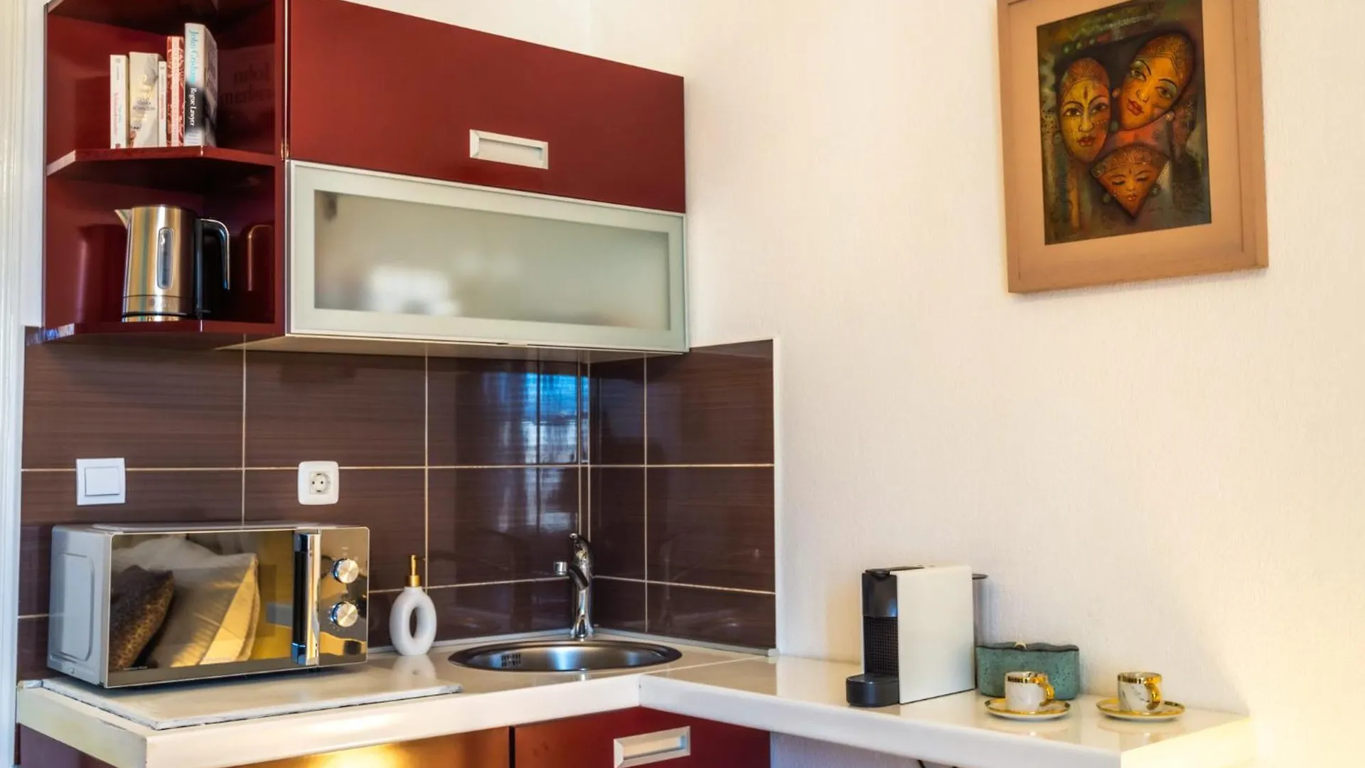 Sunny Studios In Diocletian Tower Split