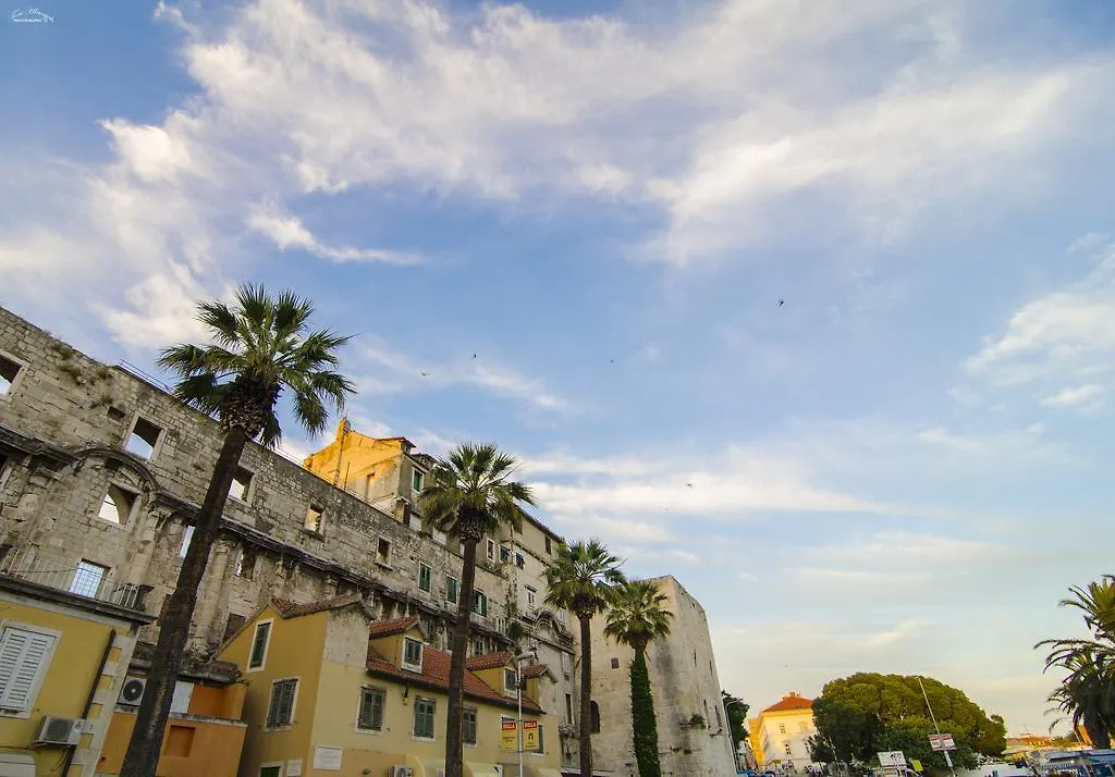 شقة Sunny Studios In Diocletian Tower كرواتيا