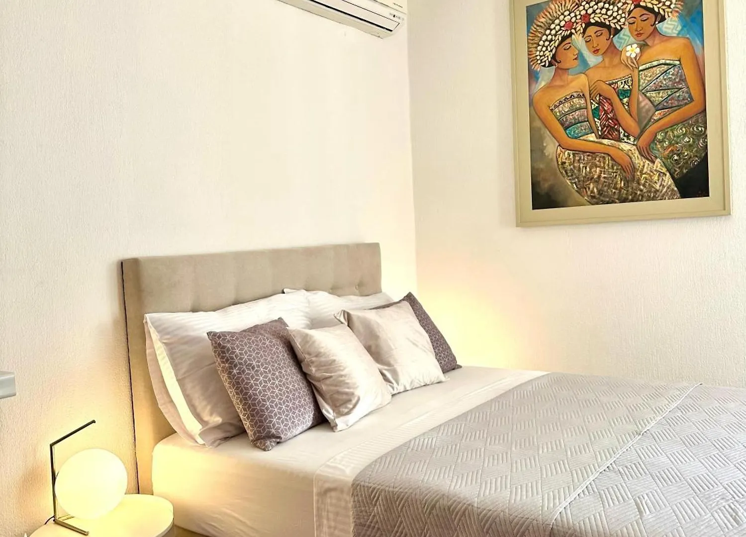 Sunny Studios In Diocletian Tower 0*, سبليت