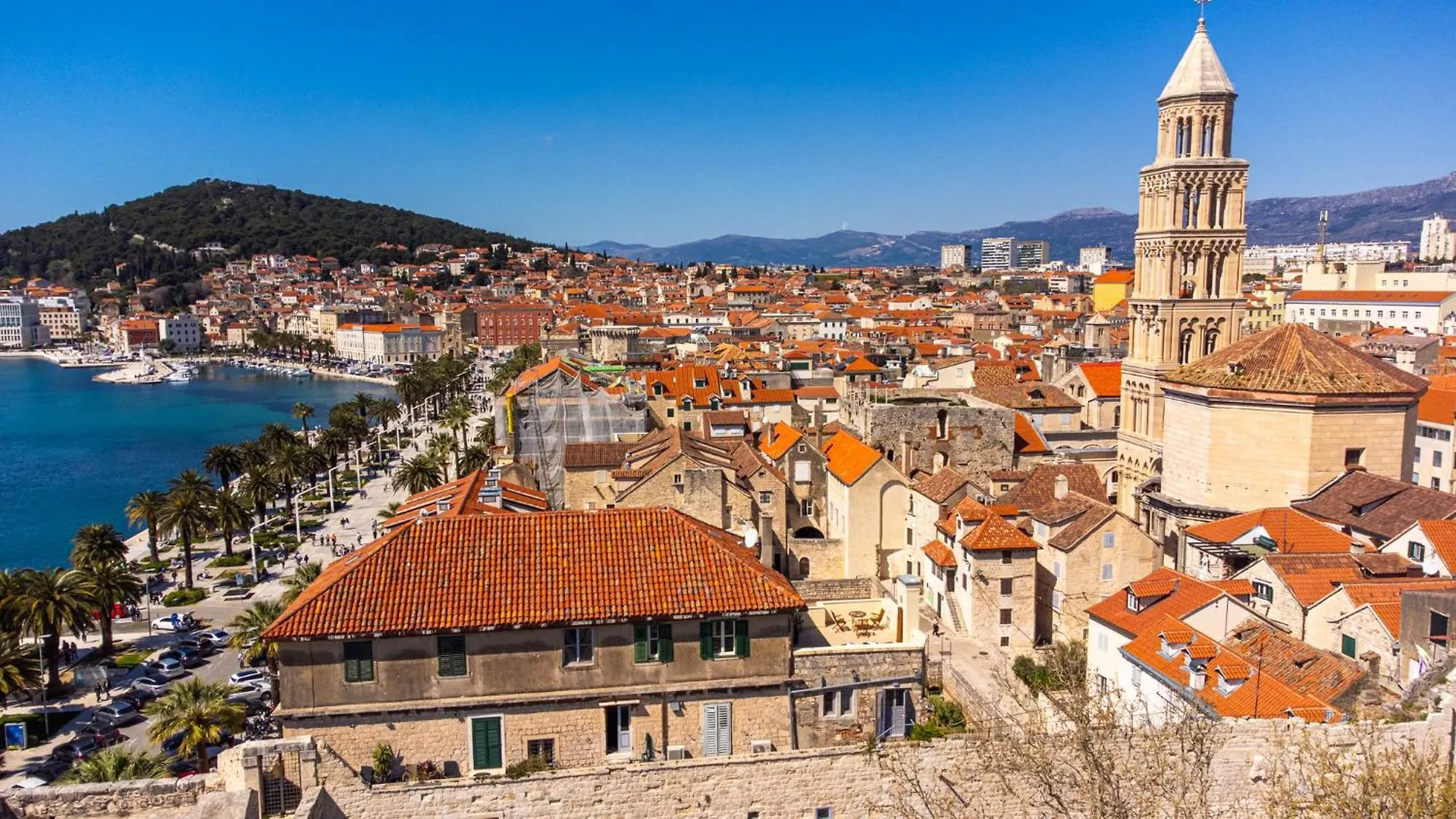Sunny Studios In Diocletian Tower