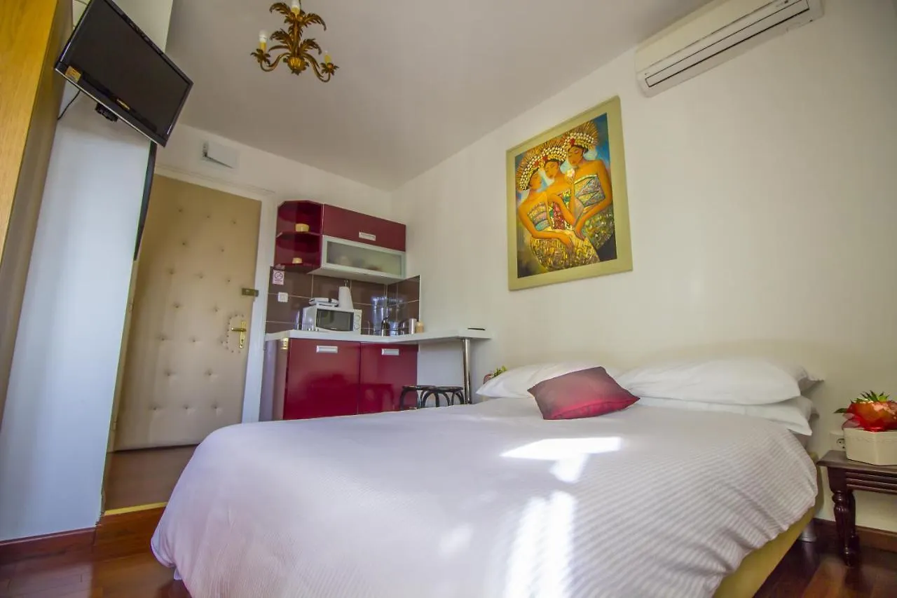 شقة Sunny Studios In Diocletian Tower كرواتيا
